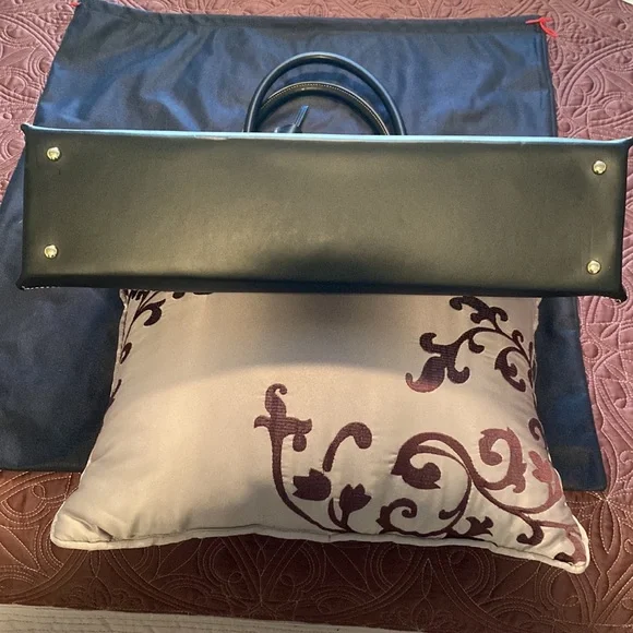 Dooney & Bourke Secretarial Brief - Picture 8 of 13